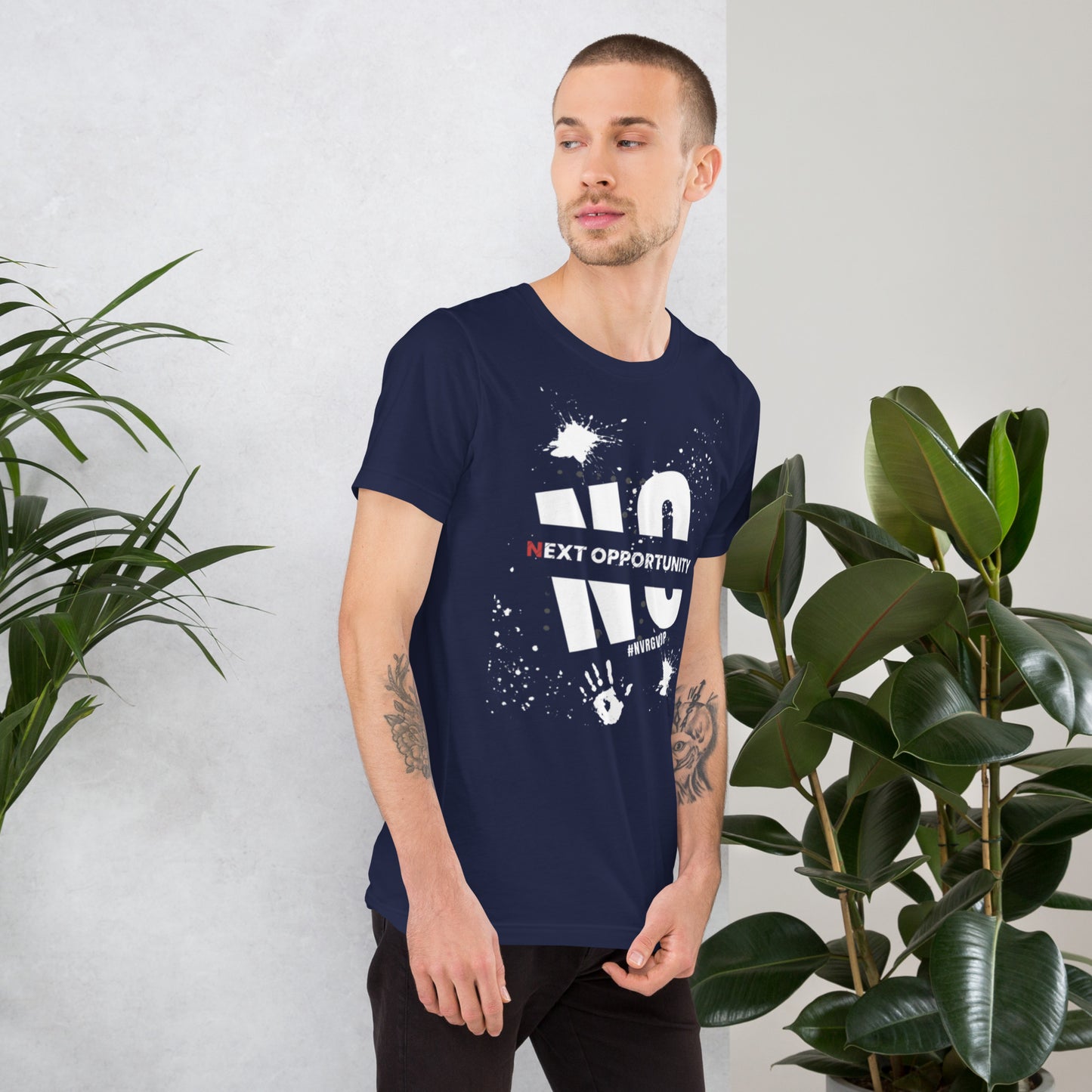 Never Give Up - Unisex t-shirt