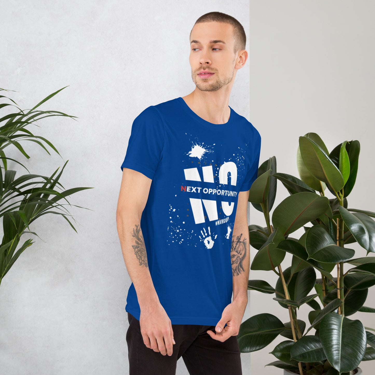 Never Give Up - Unisex t-shirt